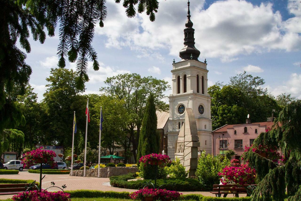 Pokoje Staromiejski Uniejow Esterno foto